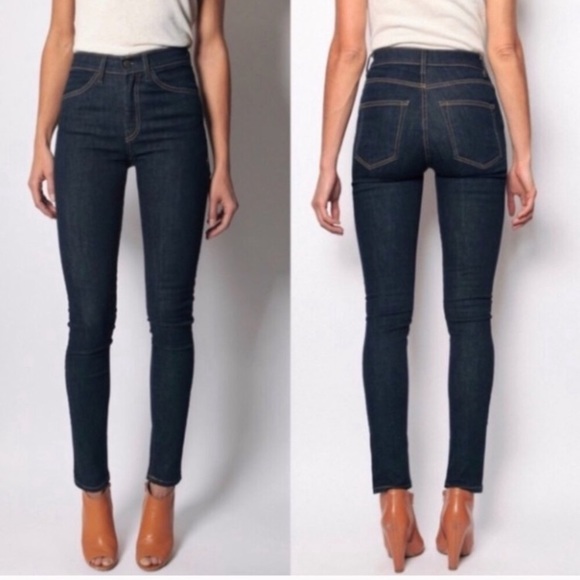 Imogene + Willie Denim - Imogene + Willie Mid Rise Dark Wash Skinny Jeans